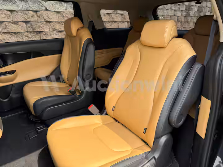 Kia Carnival 2021 — 43