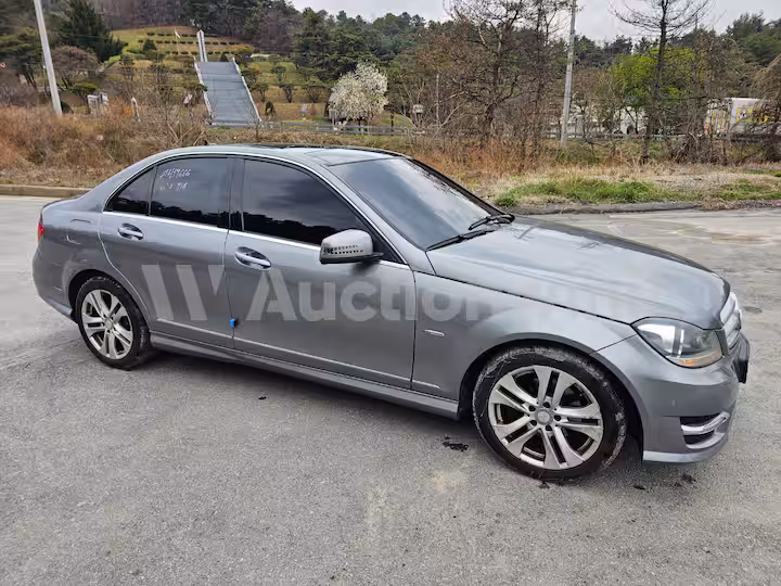 Mercedes Benz C Class 2012 — 3
