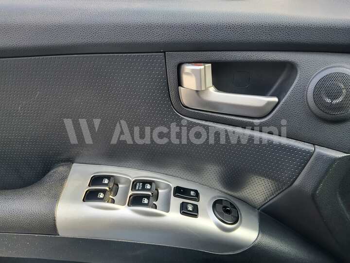 Kia Sportage 2009 — 32