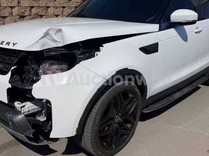 Land Rover Discovery 2018 — 16