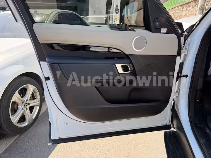 Land Rover Discovery 2018 — 30
