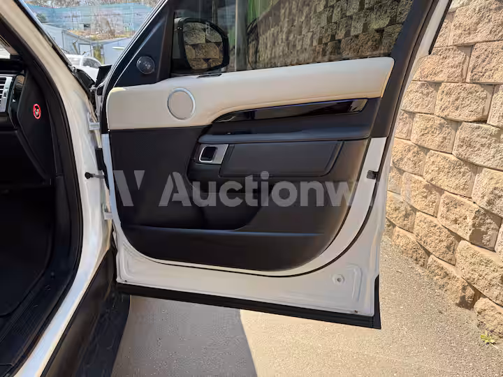 Land Rover Discovery 2018 — 51