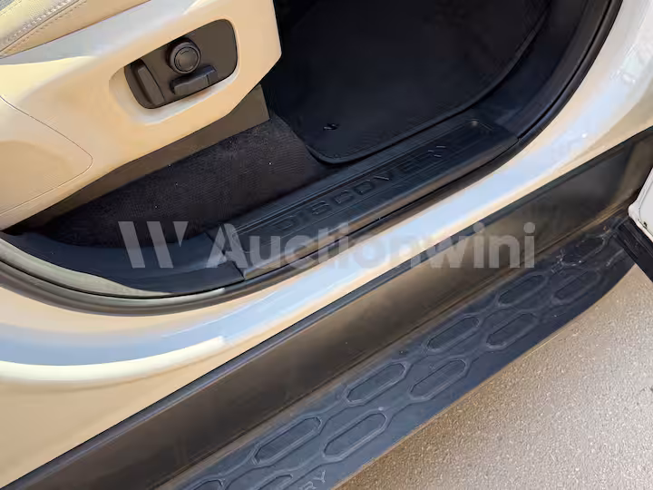 Land Rover Discovery 2018 — 55
