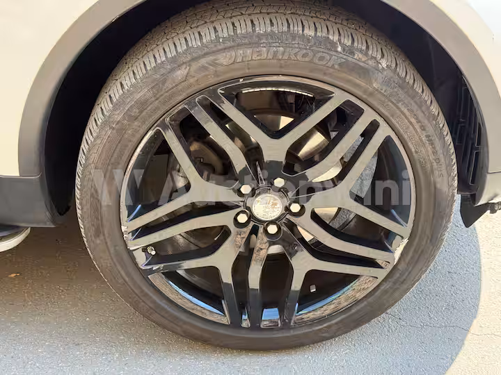 Land Rover Discovery 2018 — 58