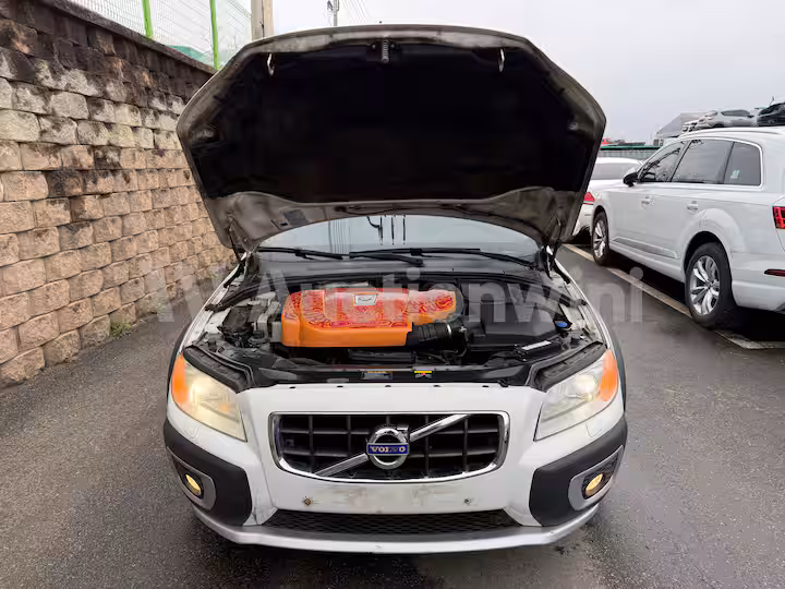 Volvo XC70 2012 — 17