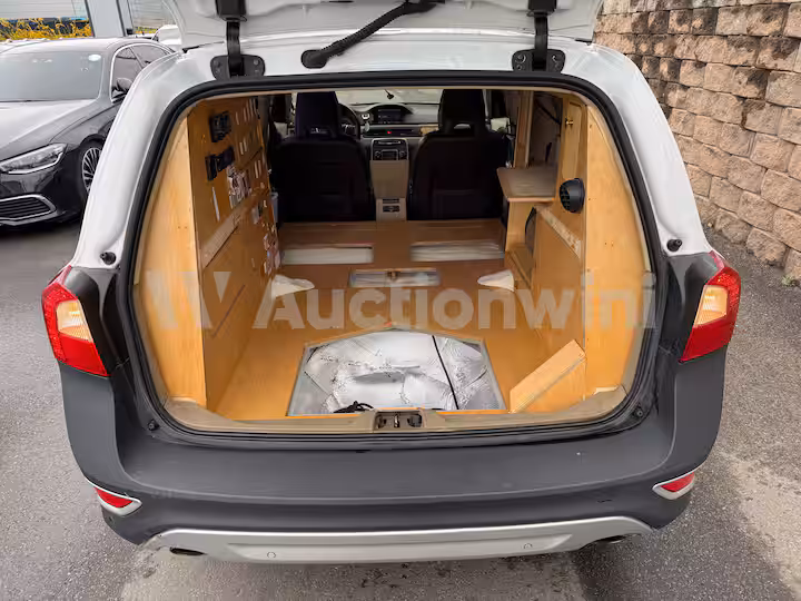 Volvo XC70 2012 — 23