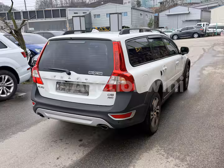 Volvo XC70 2012 — 4
