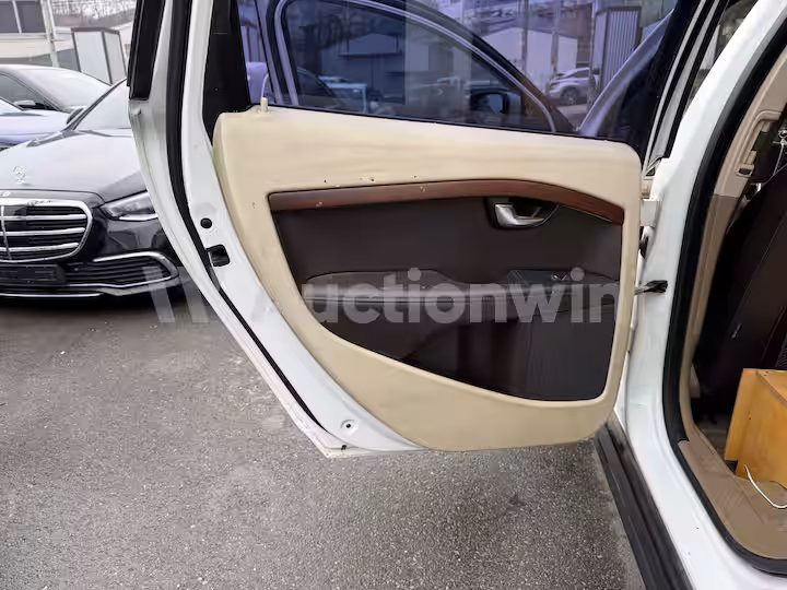 Volvo XC70 2012 — 45