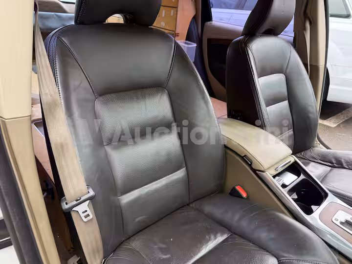 Volvo XC70 2012 — 55