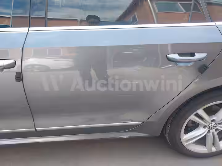 Volkswagen Passat 2014 — 12