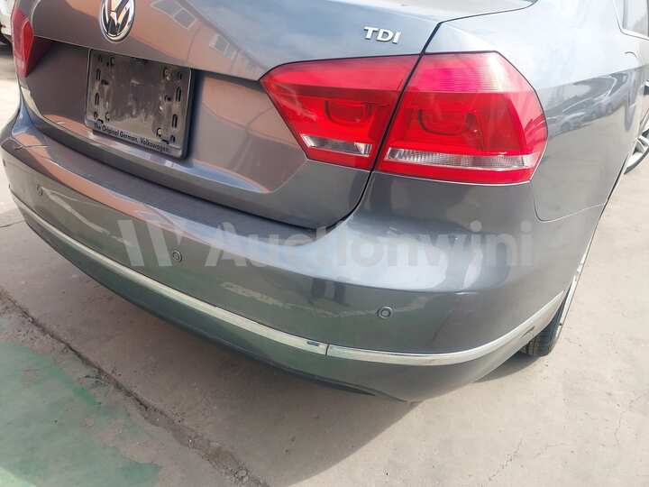 Volkswagen Passat 2014 — 14