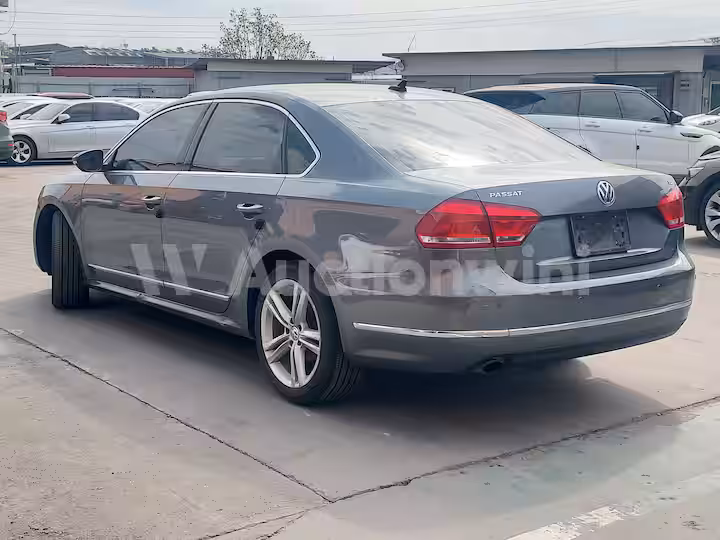 Volkswagen Passat 2014 — 3