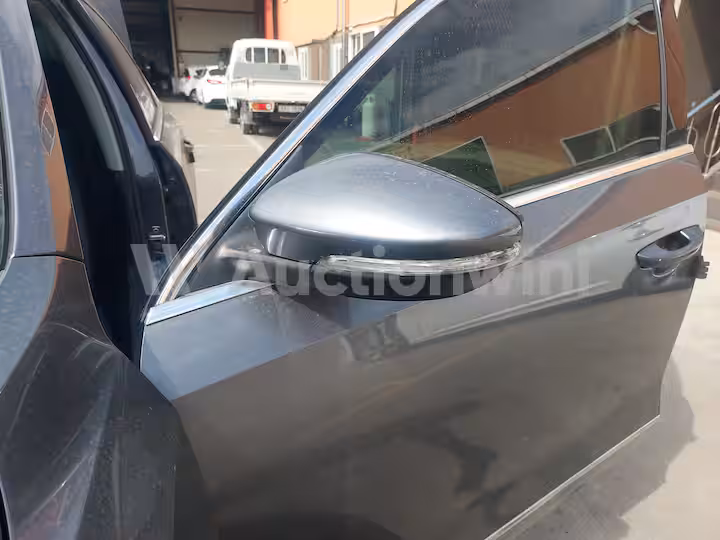 Volkswagen Passat 2014 — 24
