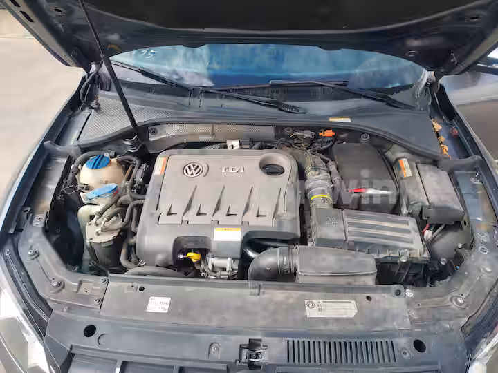 Volkswagen Passat 2014 — 26