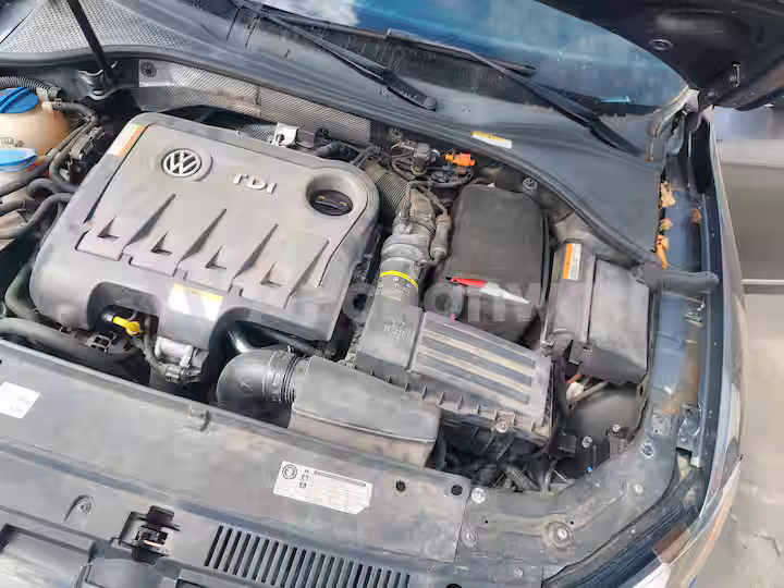Volkswagen Passat 2014 — 28