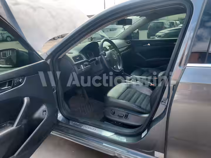 Volkswagen Passat 2014 — 42