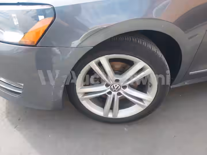 Volkswagen Passat 2014 — 10