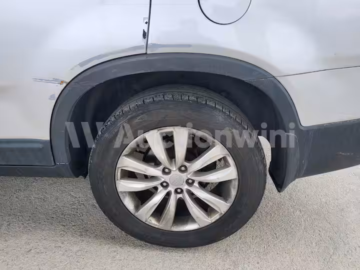 Kia Sorento 2010 — 14