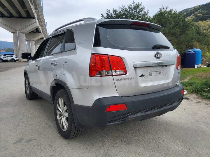 Kia Sorento 2010 — 3