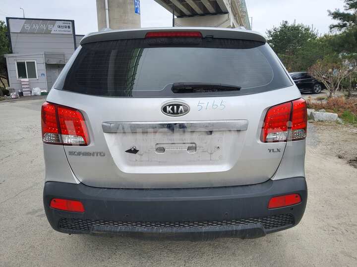 Kia Sorento 2010 — 4