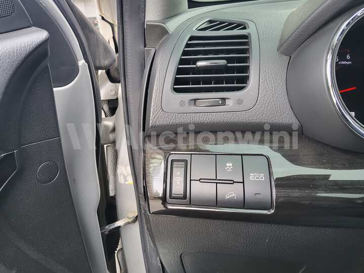 Kia Sorento 2010 — 34