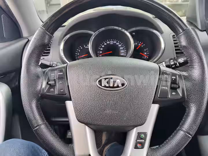 Kia Sorento 2010 — 37