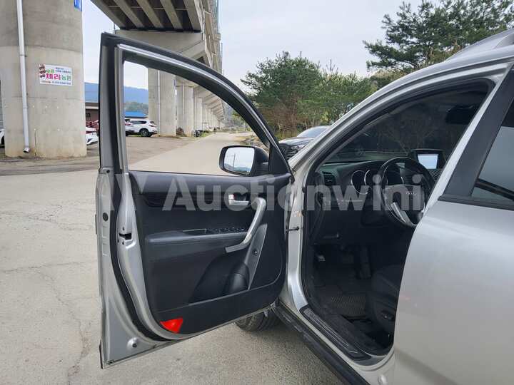 Kia Sorento 2010 — 48