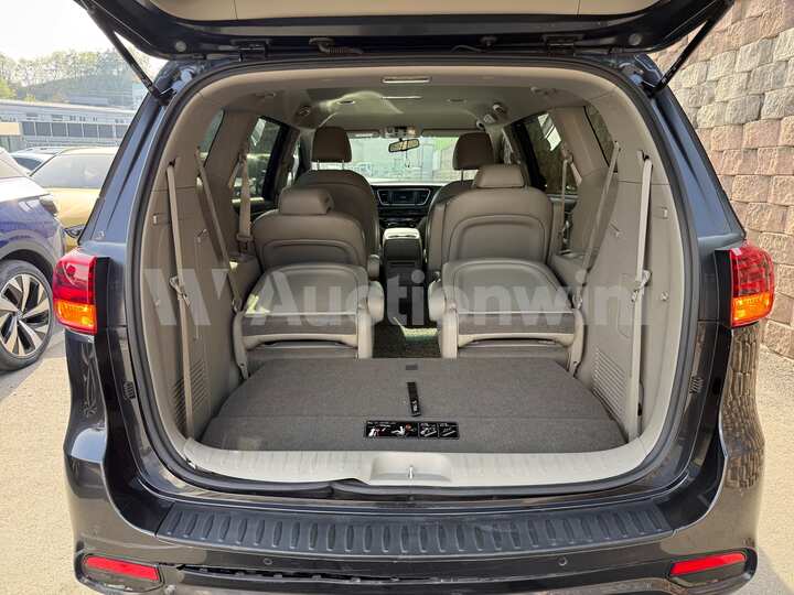 Kia Carnival 2020 — 11