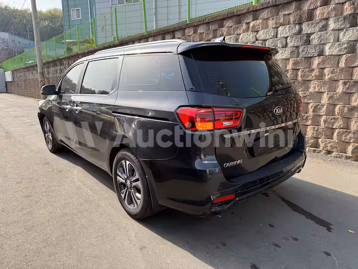 Kia Carnival 2020 — 4