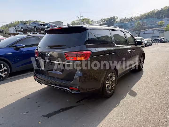 Kia Carnival 2020 — 6