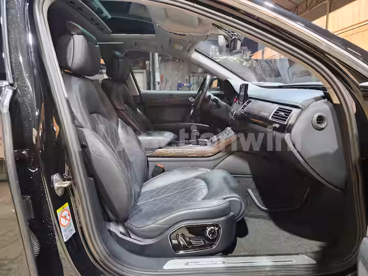 Audi A8 2016 — 30
