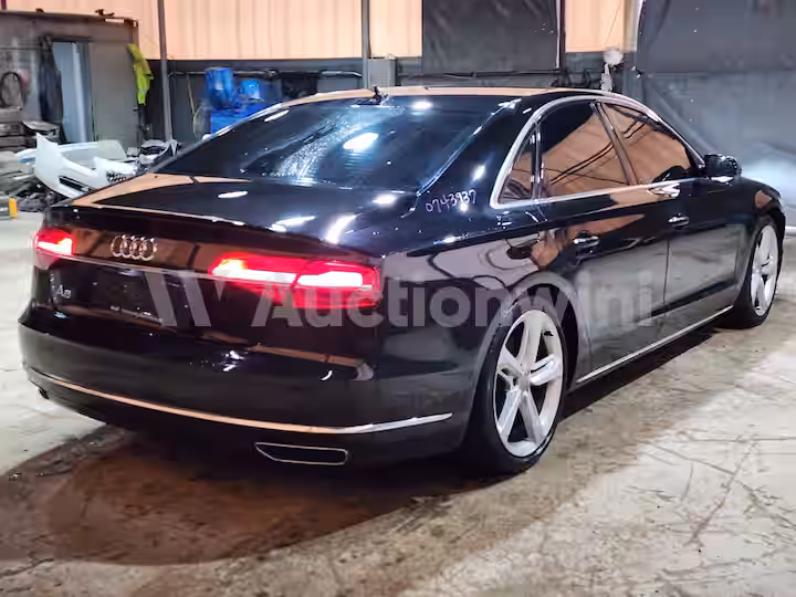 Audi A8 2016 — 5