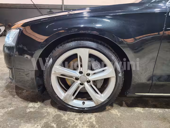 Audi A8 2016 — 48