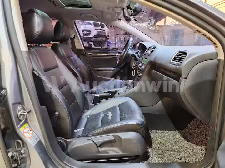 Volkswagen Golf 2012 — 31
