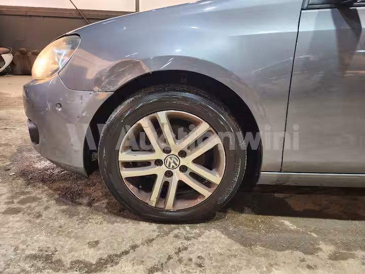 Volkswagen Golf 2012 — 49