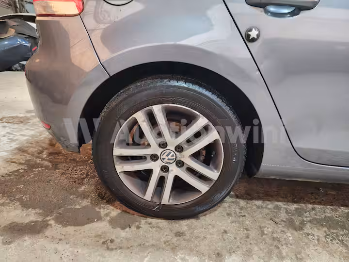 Volkswagen Golf 2012 — 51