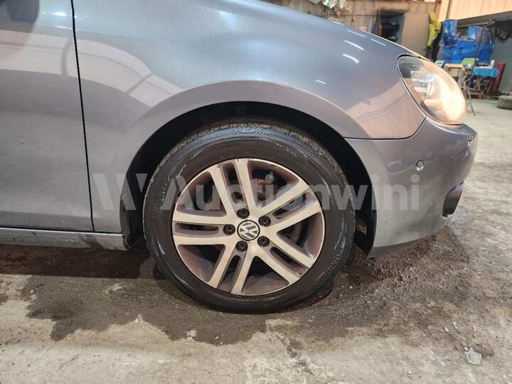 Volkswagen Golf 2012 — 52