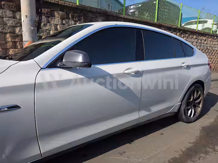 BMW Grand Turismo 2013 — 16