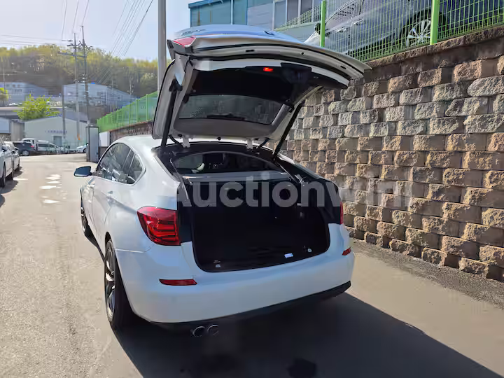 BMW Grand Turismo 2013 — 23