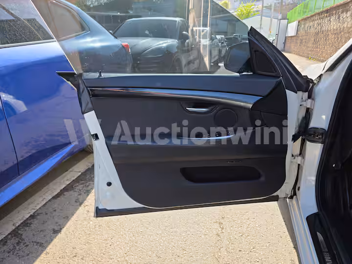 BMW Grand Turismo 2013 — 28