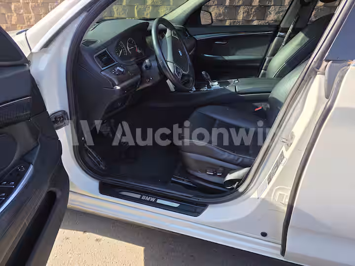 BMW Grand Turismo 2013 — 29