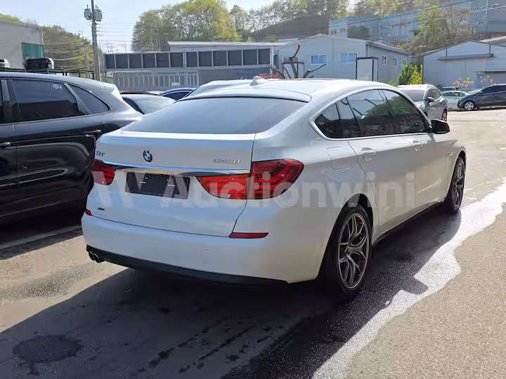 BMW Grand Turismo 2013 — 4