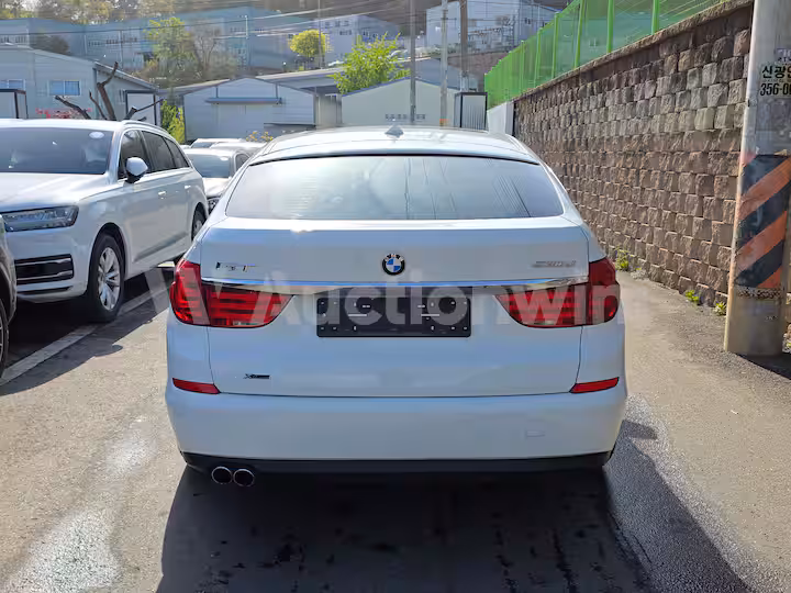BMW Grand Turismo 2013 — 5