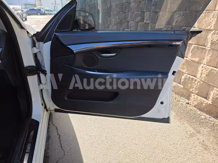 BMW Grand Turismo 2013 — 48