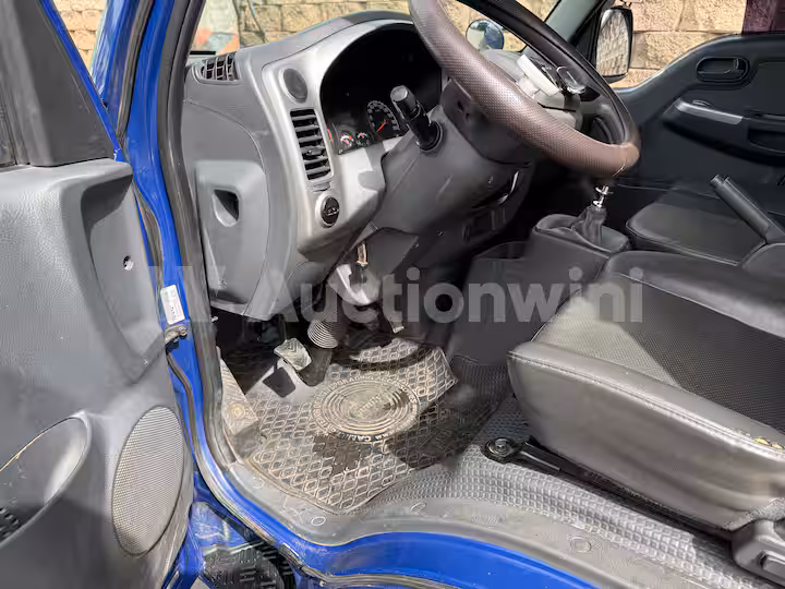 Kia Bongo3 2014 — 23