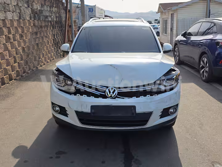Volkswagen Tiguan 2015 — 2