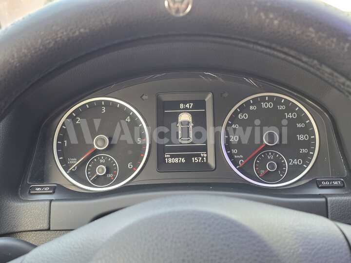 Volkswagen Tiguan 2015 — 32