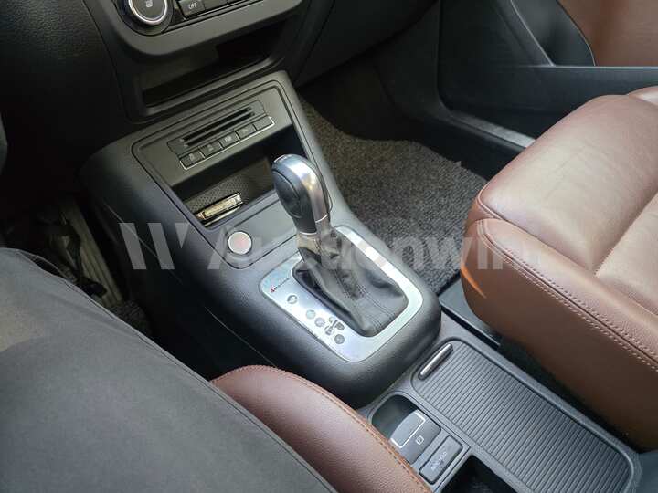 Volkswagen Tiguan 2015 — 34