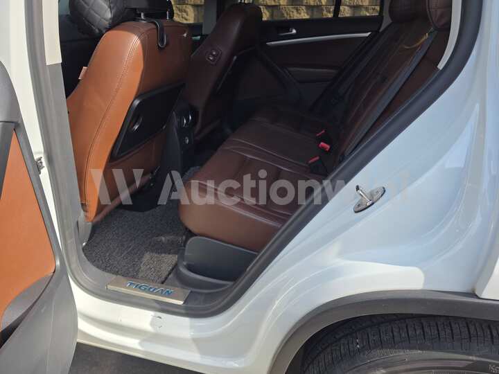 Volkswagen Tiguan 2015 — 39