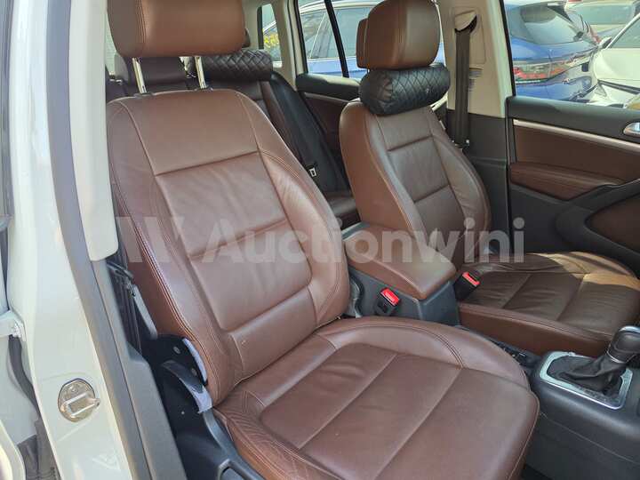 Volkswagen Tiguan 2015 — 49
